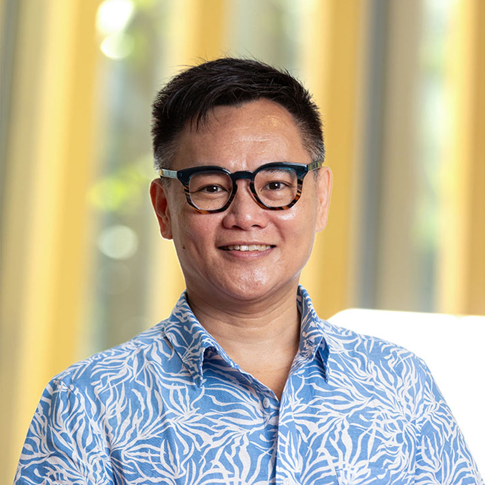 Associate Professor  Toh Yen  Pang 