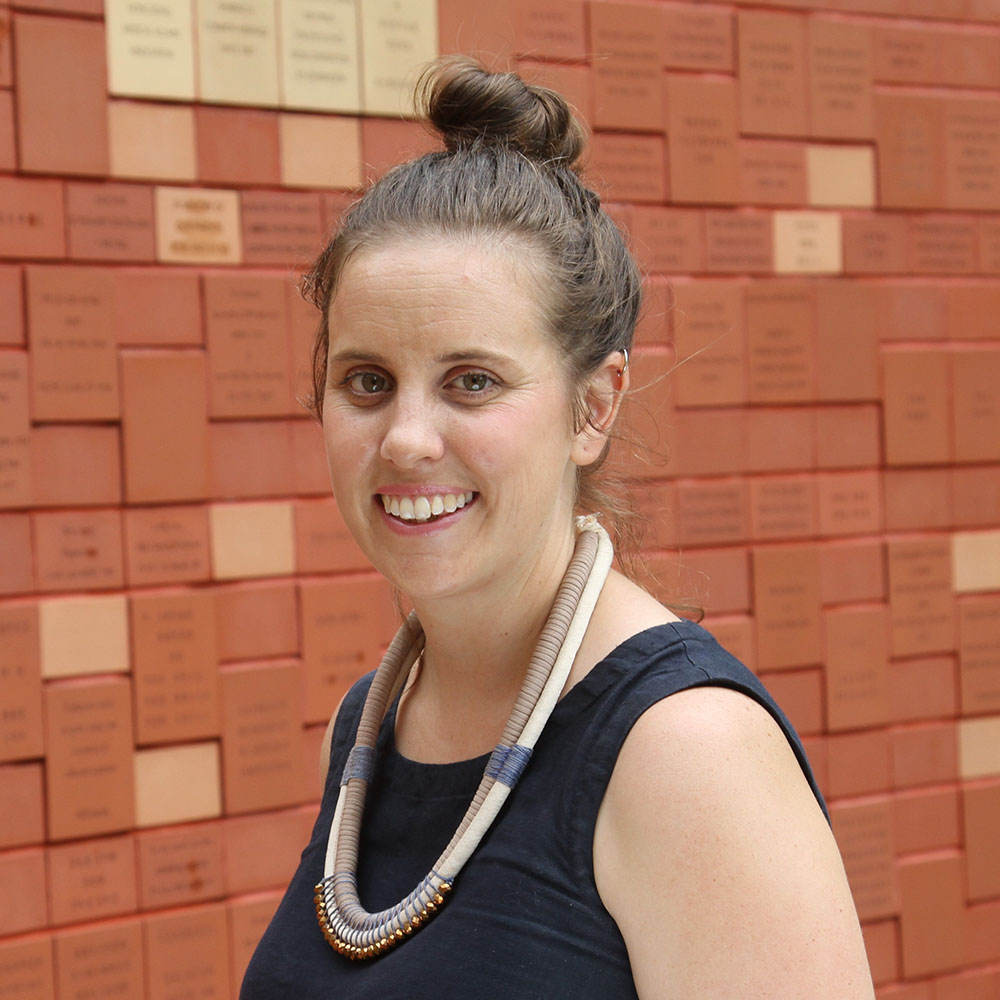 Dr.  Alexandra  Ridgeway