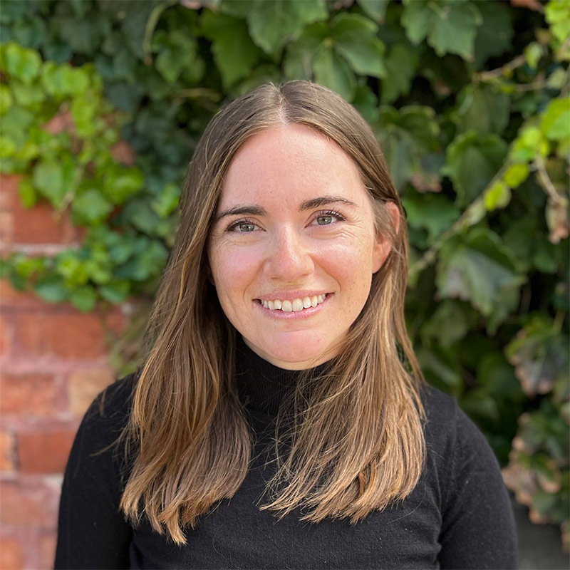 Dr. Amanda  Alderton