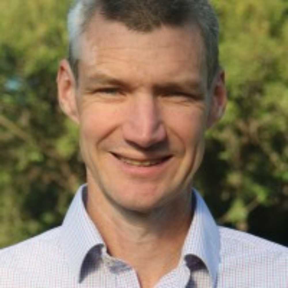 Dr Ian Peake