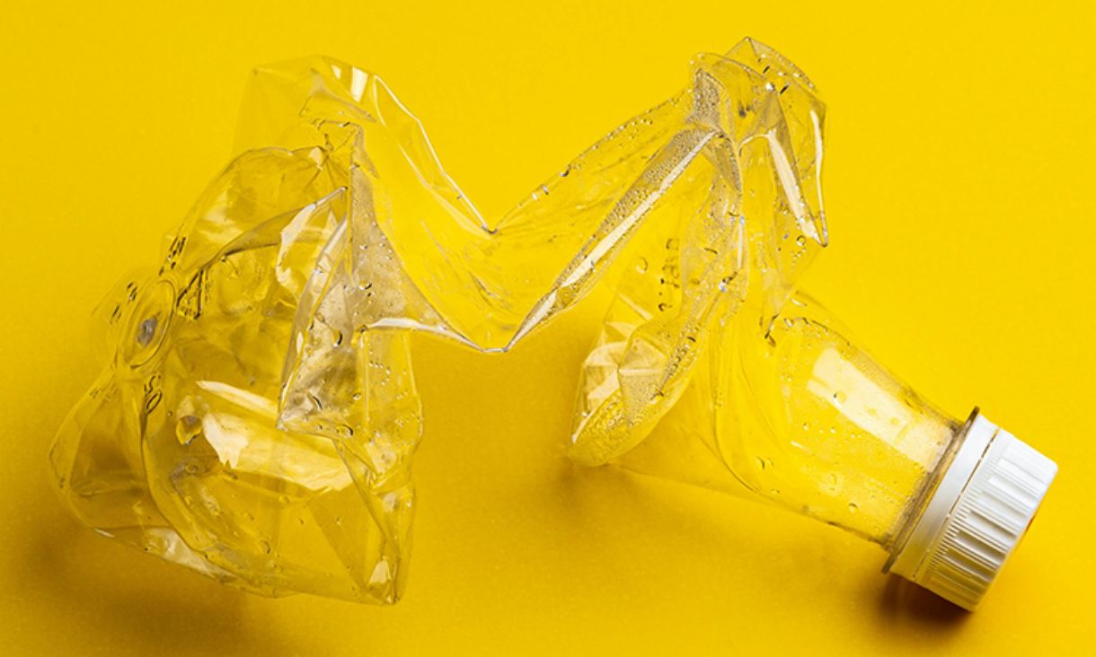plastic-web-banner-reference-1220x732.jpg