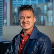 Associate Professor Kevin Argus