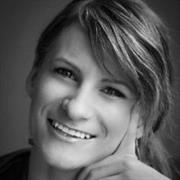 Dr. Justyna Dabrowska