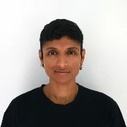  Priya Kunjan