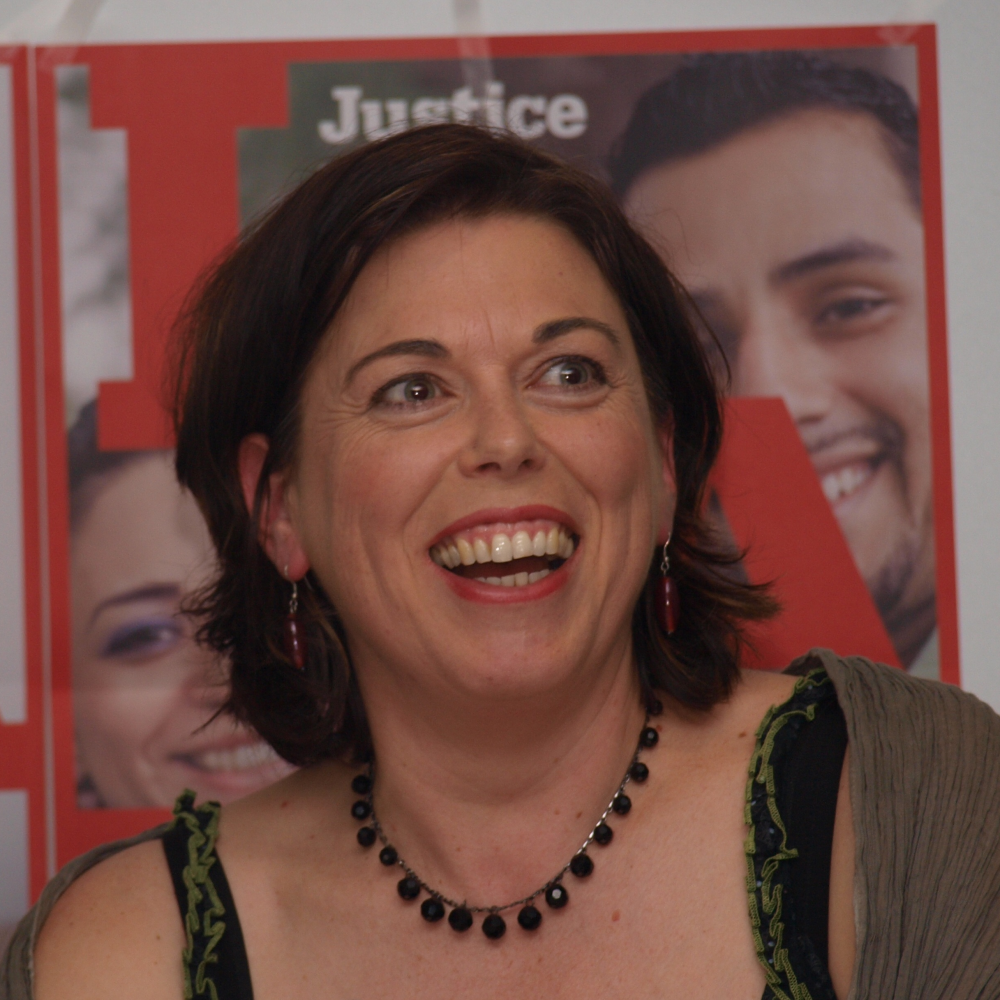 Prof.  Georgina  Heydon