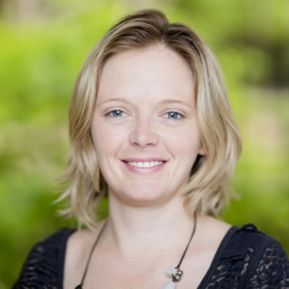 Dr  Kath  Hassell