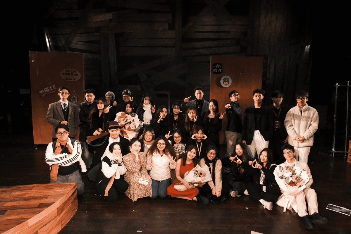 hn-theatr-club-group-photo.