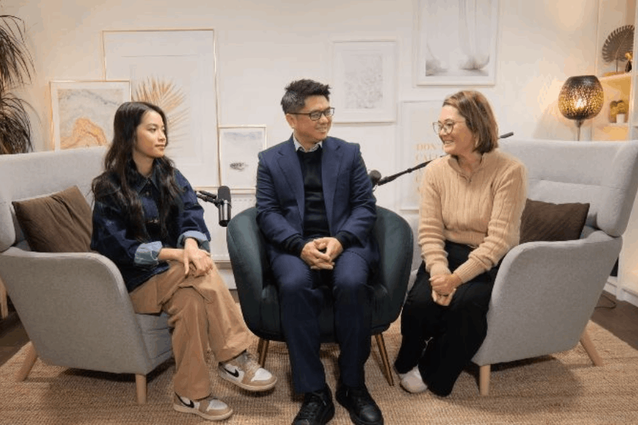 student-tran-khanh-linh-with-hmjs-podcast-guest-speaker-paul-huynh-and-producer-amy-lee-hopkins