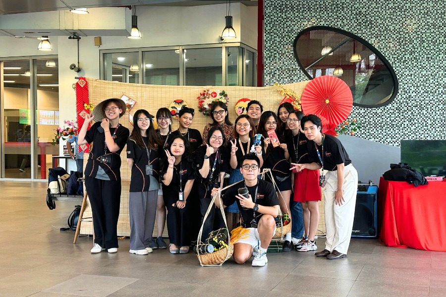 random-college-life-1.