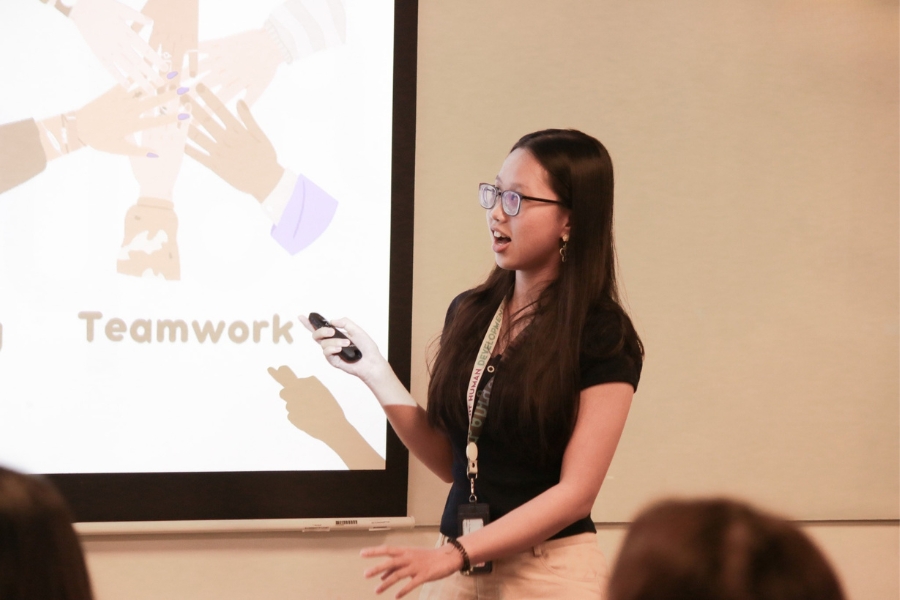 random-college-life-3