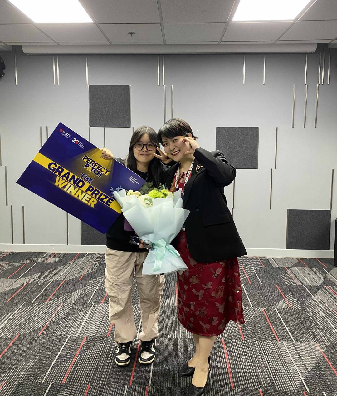 8-perfect-pitch-student-with-lecturer