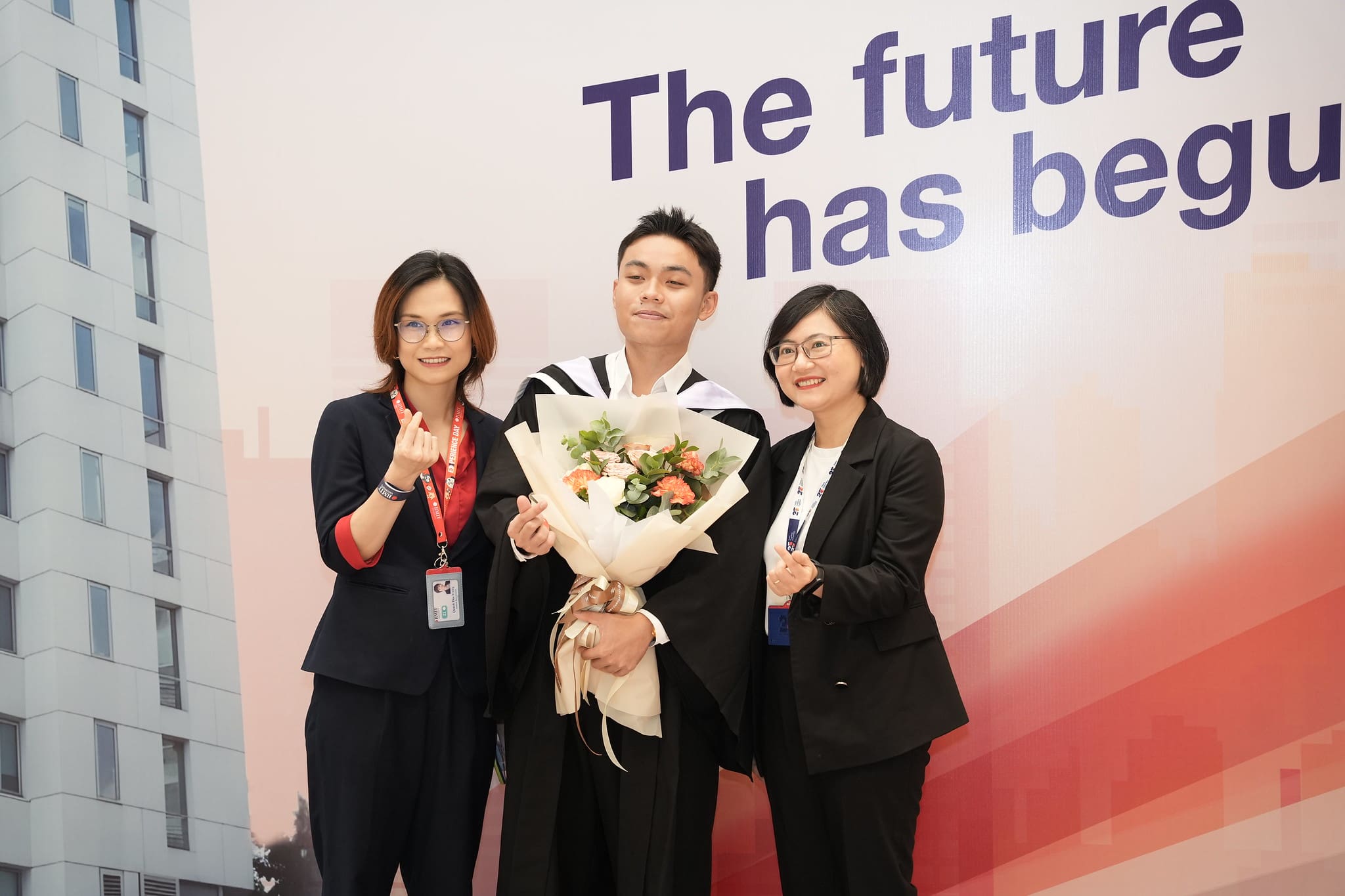 community-congrats-on-grad-5