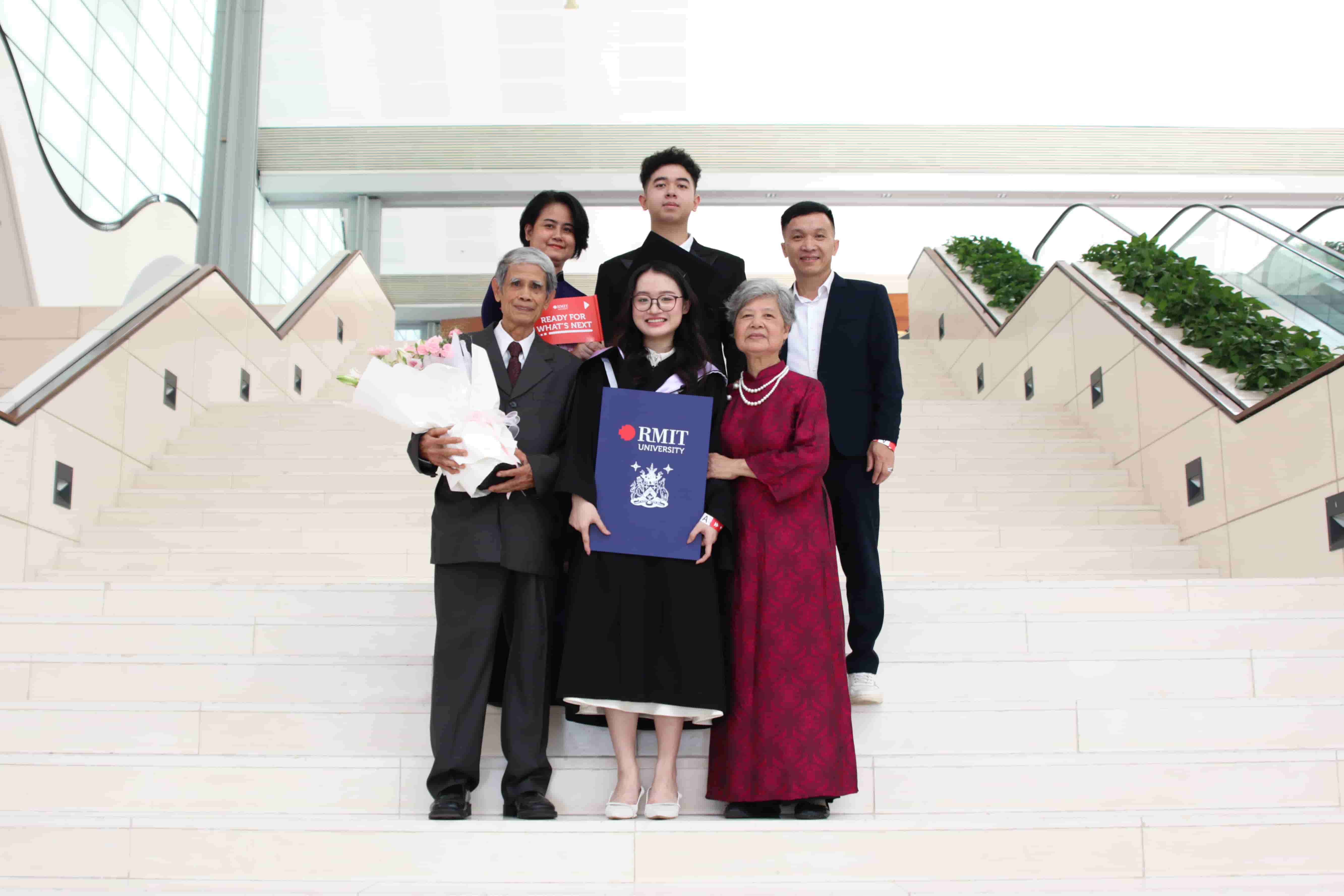family-on-graduation-5