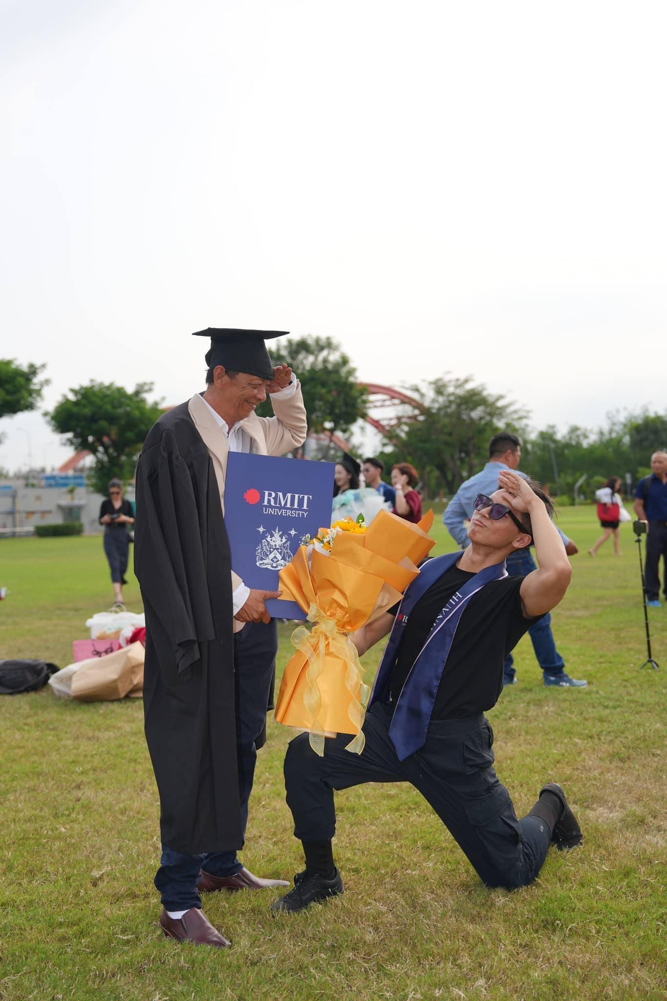 parents-graduation-celebration