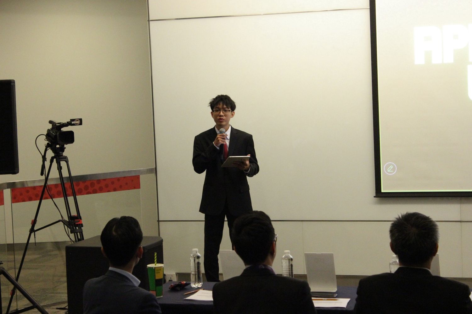 The event drew over 100 participants, with strong engagement across its activities 