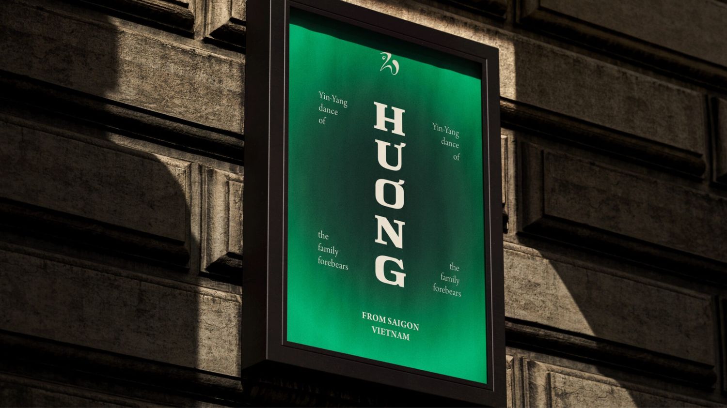 huong-2-project-mock-up-poster