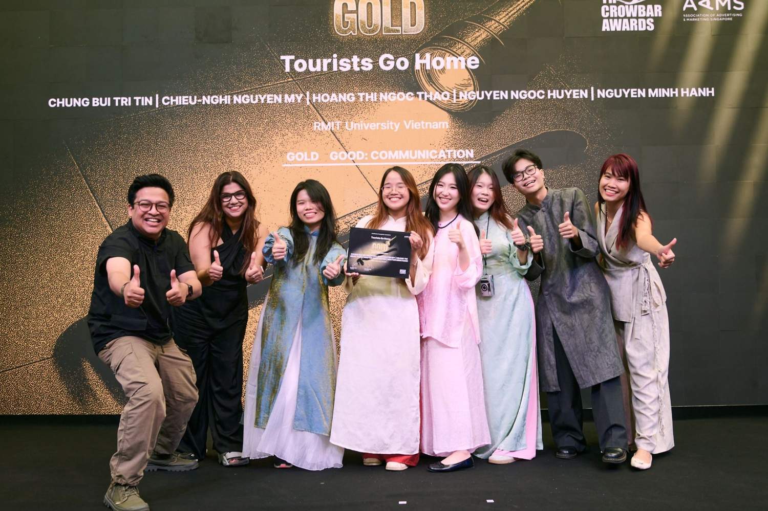 tourists-go-home