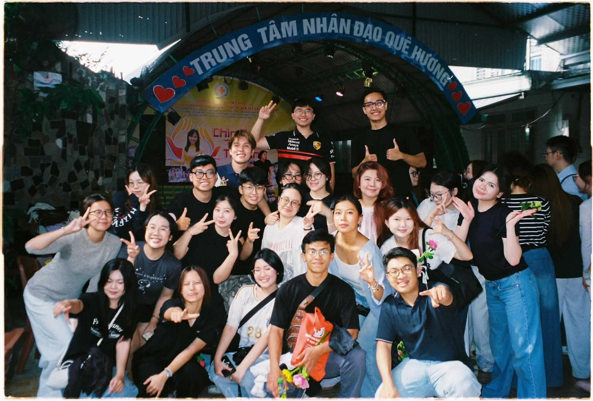 Linh-travelled-with-her-club.jpeg