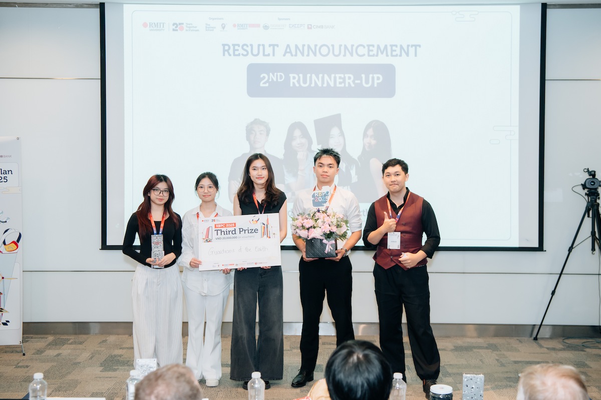 Third prize team receiving award