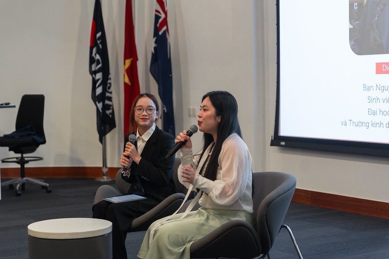 Student Nguyen Thu Tra (right) shared her experience of spending one year on exchange studies in two countries during the Information session: Explore global study options with RMIT, held in April 2026.