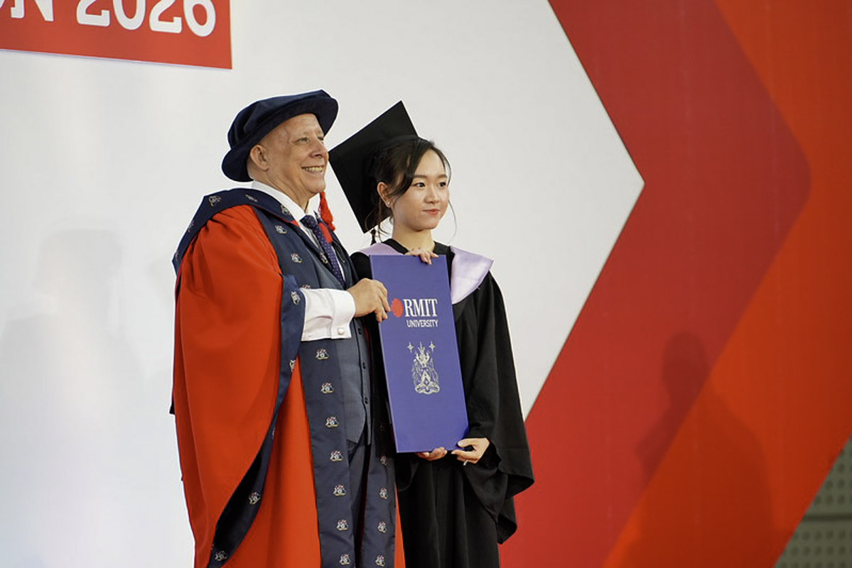 Alt Text is not present for this image, Taking dc:title '2026-rmit-vietnam-graduation-2'