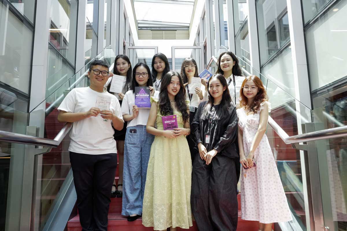 Alt Text is not present for this image, Taking dc:title '2026-scd-class-rep-nguyen-thuy-anh-thu-2'