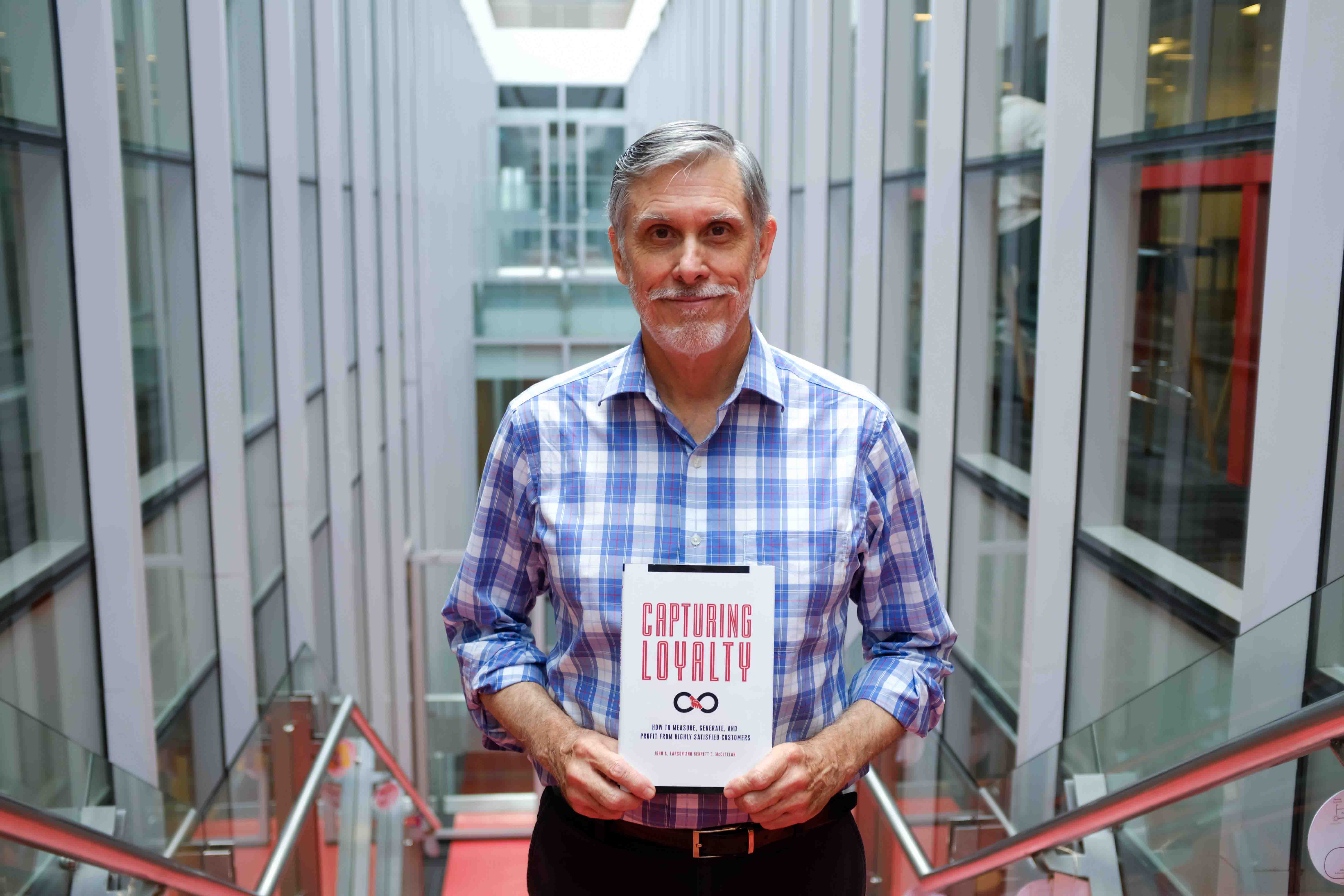 A new book from RMIT Vietnam Lecturer Bennett McClellan provides a formula for generating and sustaining customer loyalty.