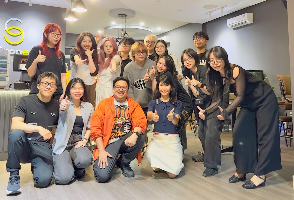 D&AD New Blood Awards 2024 contestants and mentors from RMIT University Vietnam.