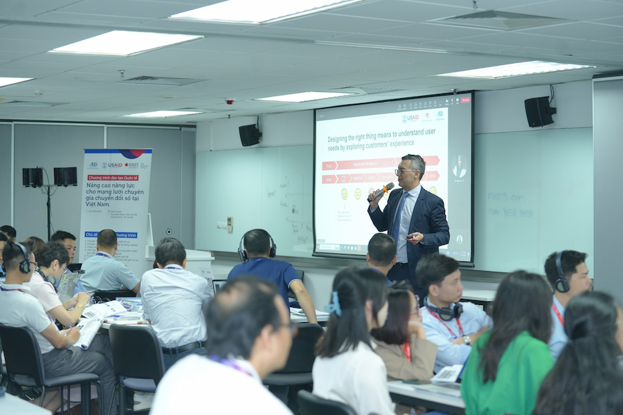 Khóa học cung cấp kiến thức bổ ích và ví dụ thực tế cho các doanh nghiệp trên hành trình chuyển đổi số.