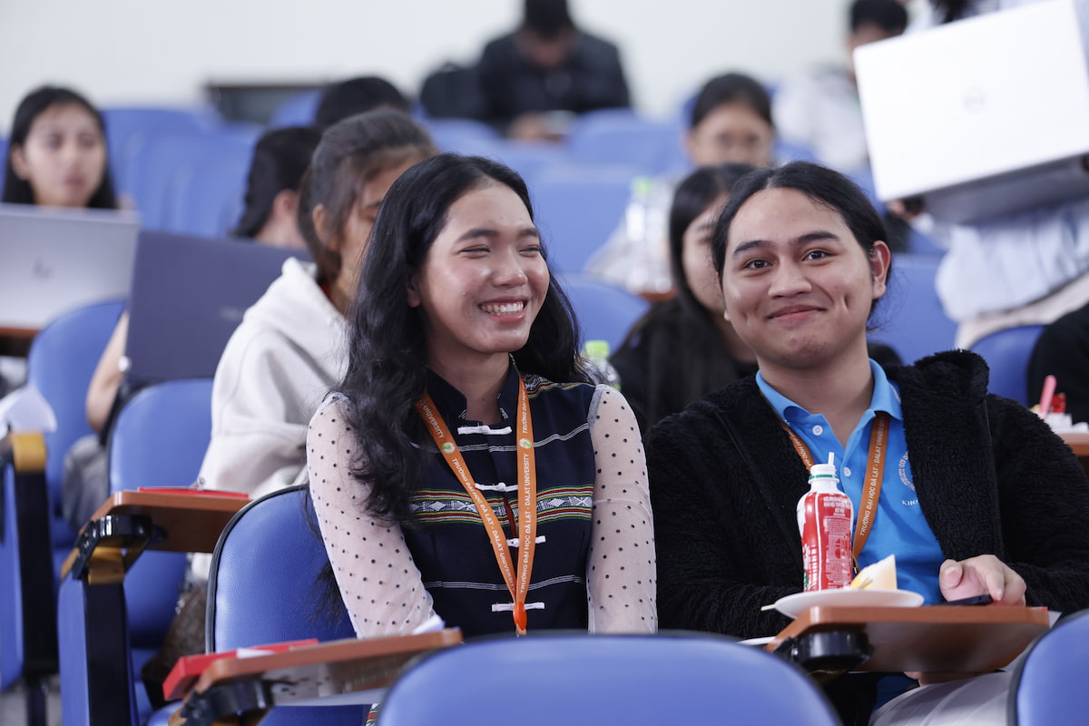 ethnic-minority-students-took-part-in-practical-training-designed-to-build-their-ai-skills.jpg
