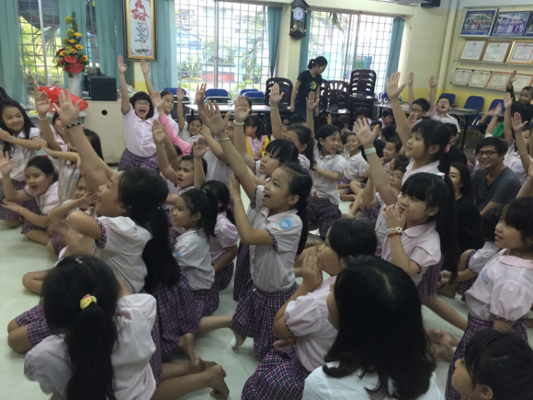 Flea Market – The second-hand Flea Market reminded people of the value of recycling objects