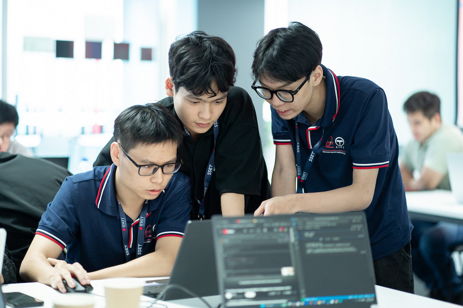 A participating team from the Posts and Telecommunications Institute of Technology (PTIT) in Hanoi