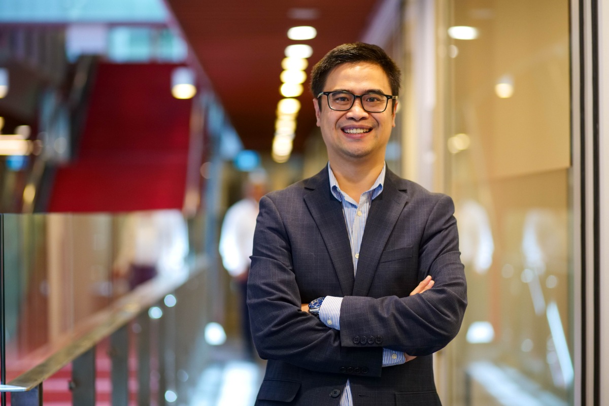 Dr Chu Thanh Tuan suggests that a small transaction tax could generate significant revenue while minimising market disruption. (Photo: RMIT)