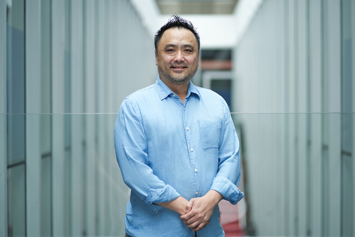 Mr Tom Nguyen believes AI tools like Google Veo 3 are unlocking new ways of storytelling for Vietnam’s next generation of digital creatives. (Photo: RMIT)