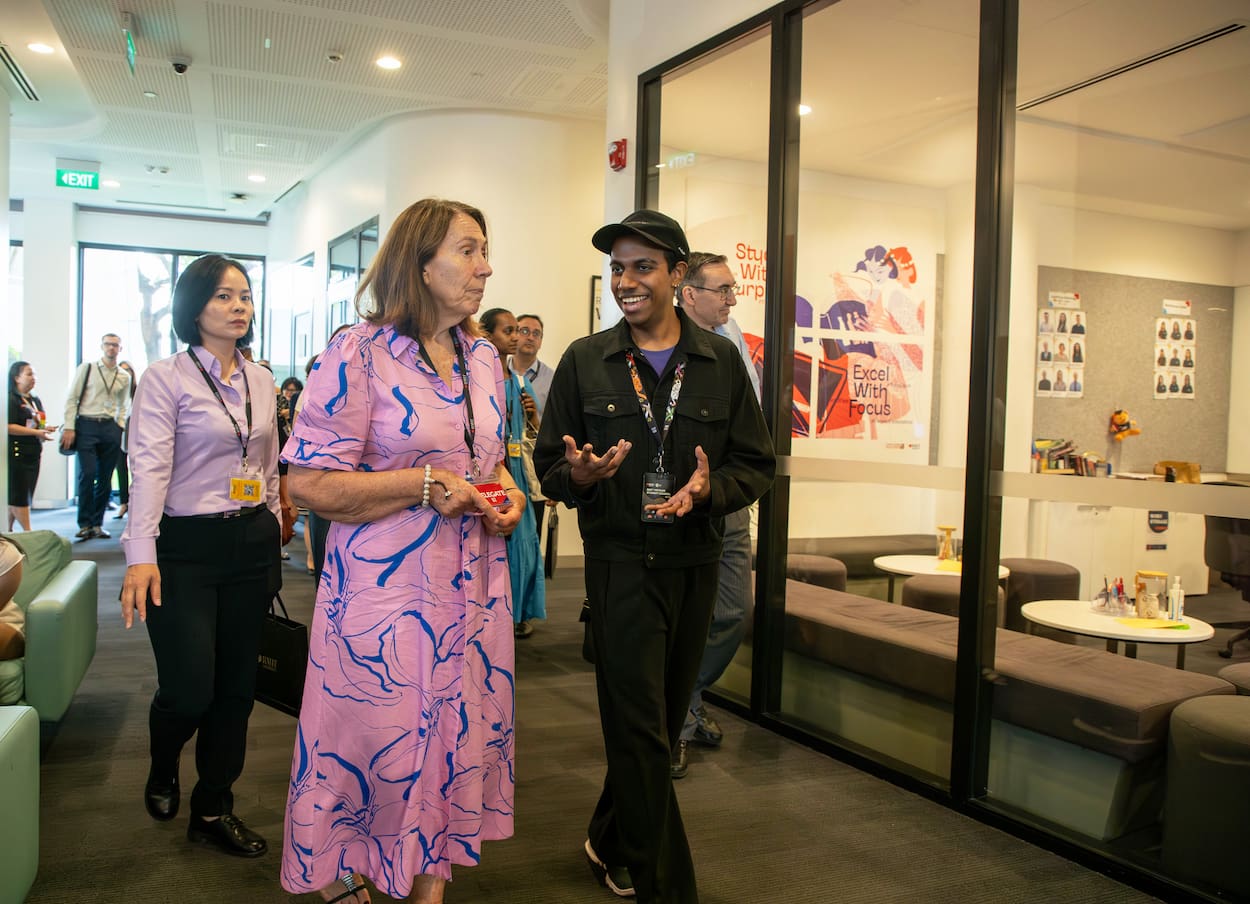 Alt Text is not present for this image, Taking dc:title 'news-1-senator-sue-lines-visit'