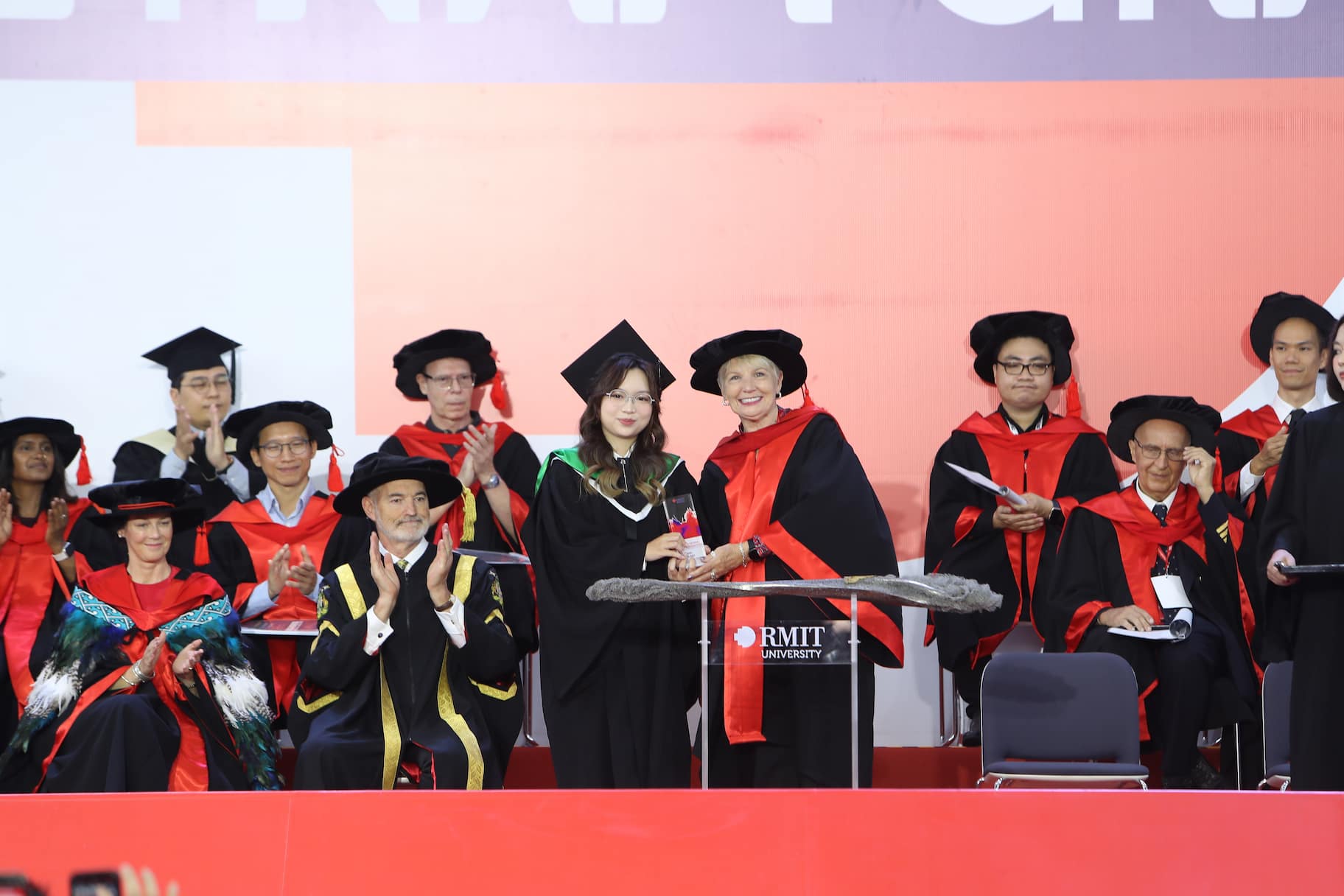 Alt Text is not present for this image, Taking dc:title 'news-1-sset-class-representative-vo-thanh-hoang-anh'