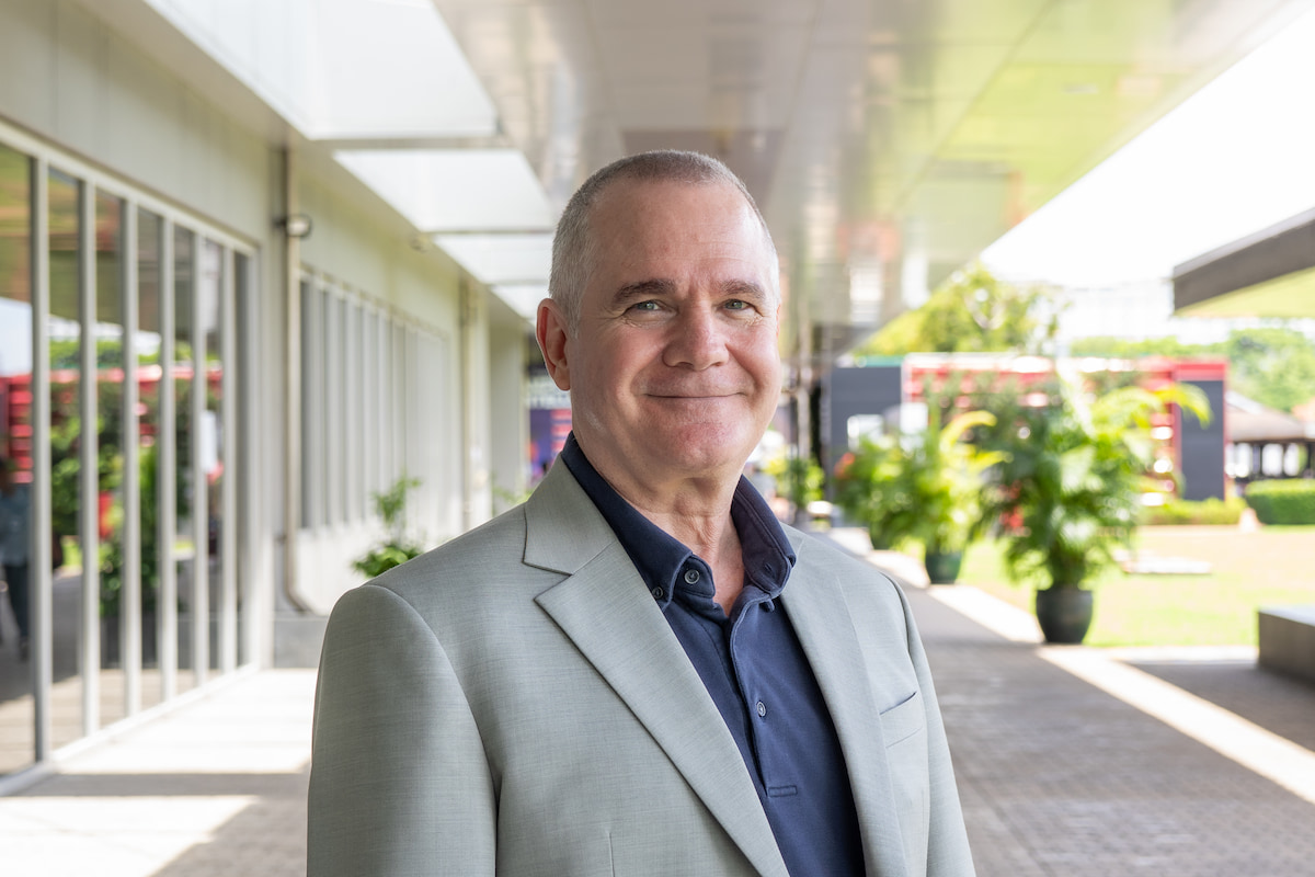 Dr Scott McDonald, lecturer of Logistics and Supply Chain Management, RMIT University Vietnam (Photo: RMIT)