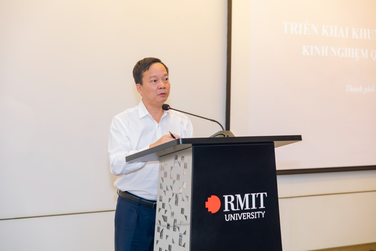 Mr Nguyen Anh Dung – Deputy Director General of the Higher Education Department at the Ministry of Education and Training – addresses the conference, underscoring the strategic role of higher education in implementing the Digital Competence Framework for Learners.