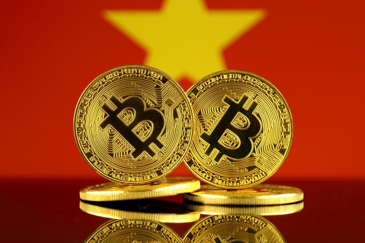 Strengthening oversight of exchanges and enforcing compliance measures are key to an effective cryptocurrency tax policy in Vietnam. (Photo: promesaartstudio - stock.adobe.com)