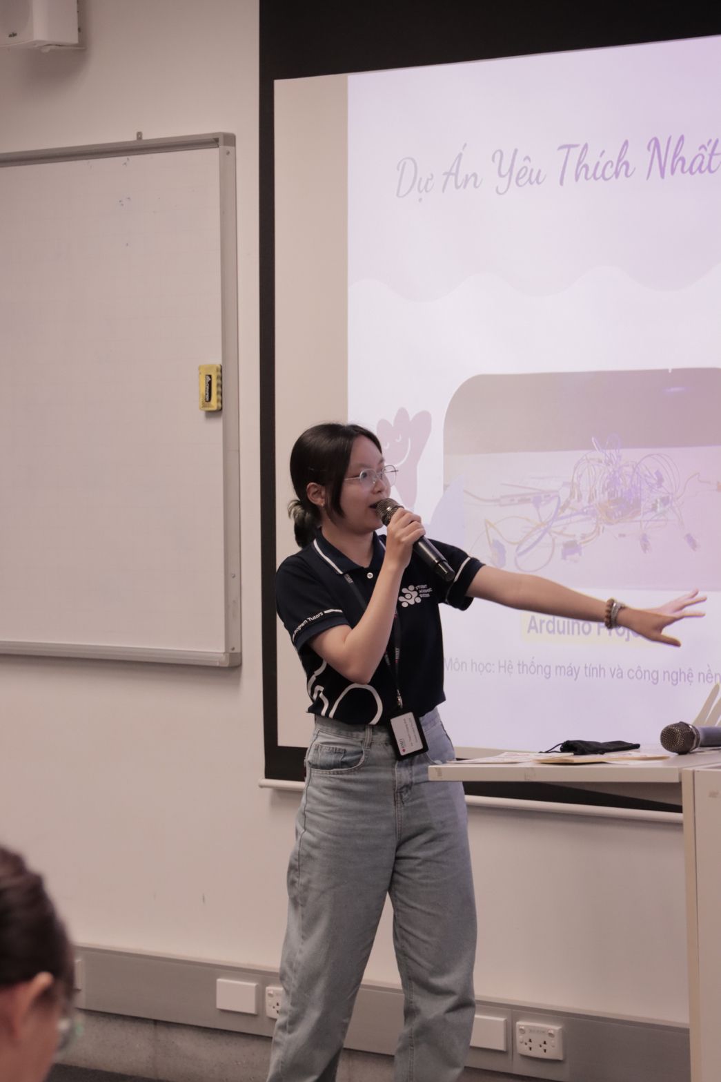 Alt Text is not present for this image, Taking dc:title 'news-3-sset-class-representative-vo-thanh-hoang-anh'