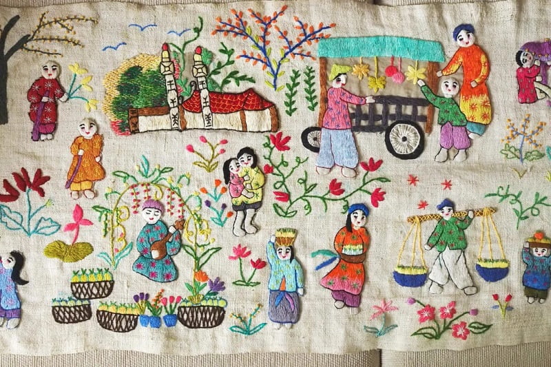 The Embroidery of Hoi An stories exhibition is made by Vietnamese artist Pham Thi Ngoc Tram
