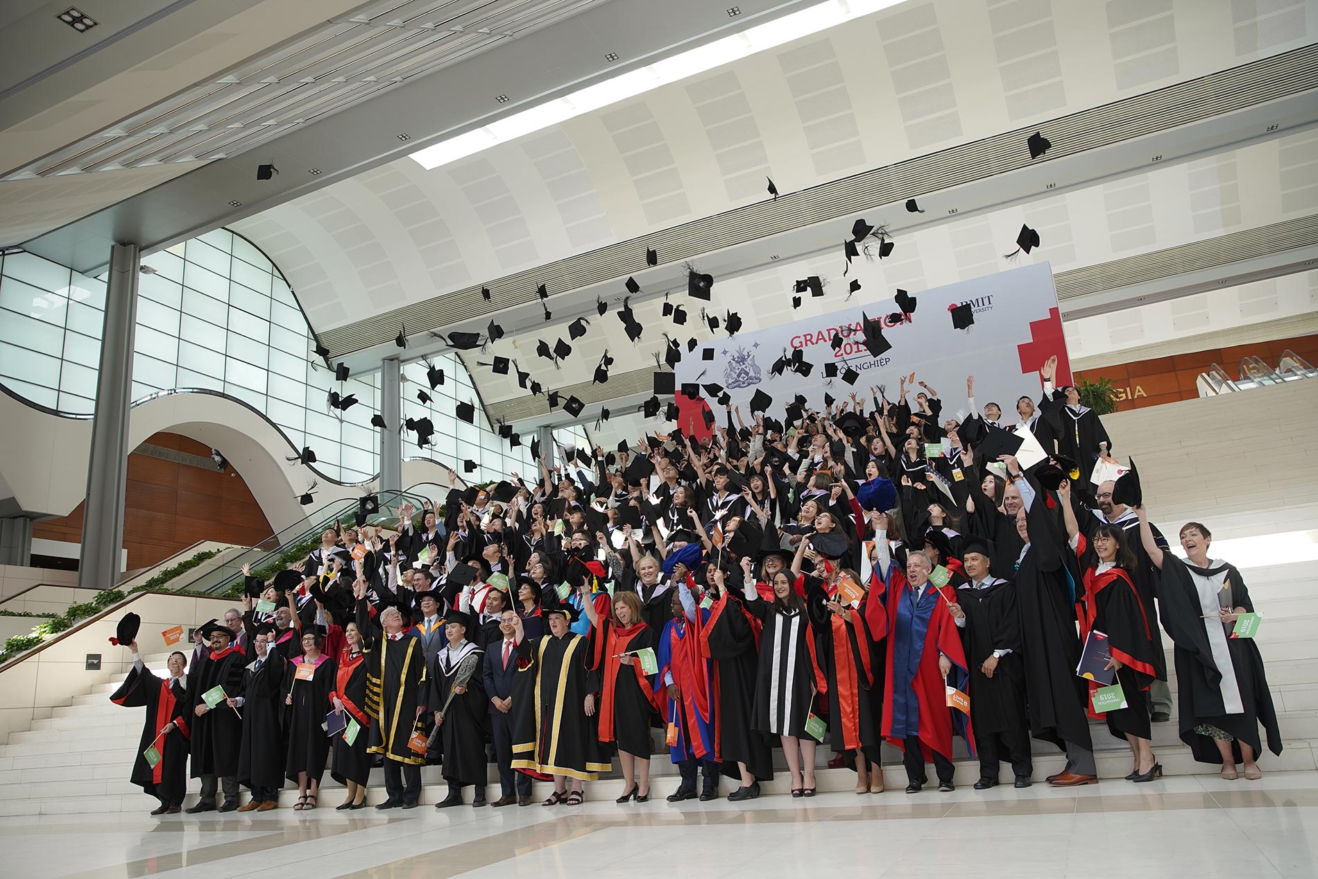 More than 1,000 RMIT fresh graduates from 11 university programs celebrated their newly acquired academic degrees in four ceremonies this week at the Saigon South and Hanoi campuses.