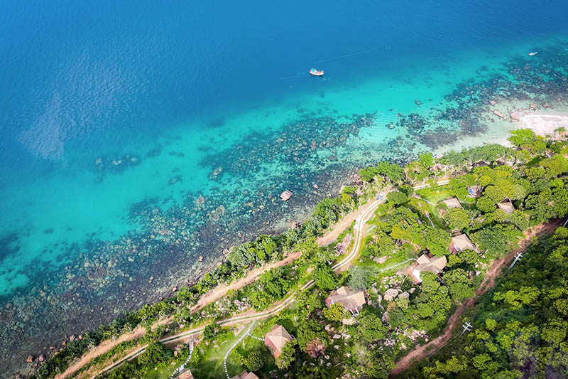 The resort island of Phu Quoc is preparing for a pilot plan to welcome international tourists with vaccine passports for six months starting from late 2021.