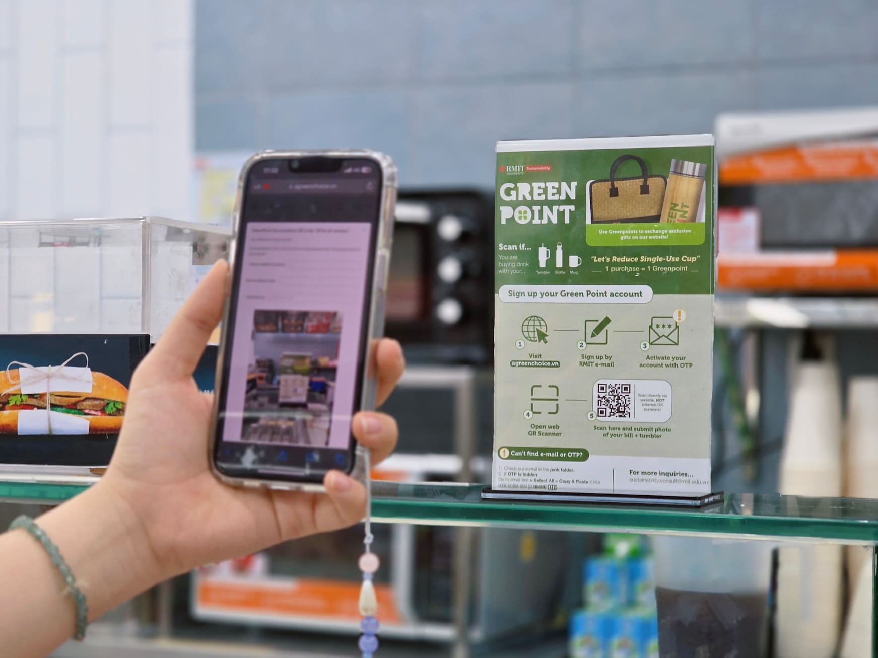 QR scans for reusable bottle use soared across RMIT’s Saigon South campus. 