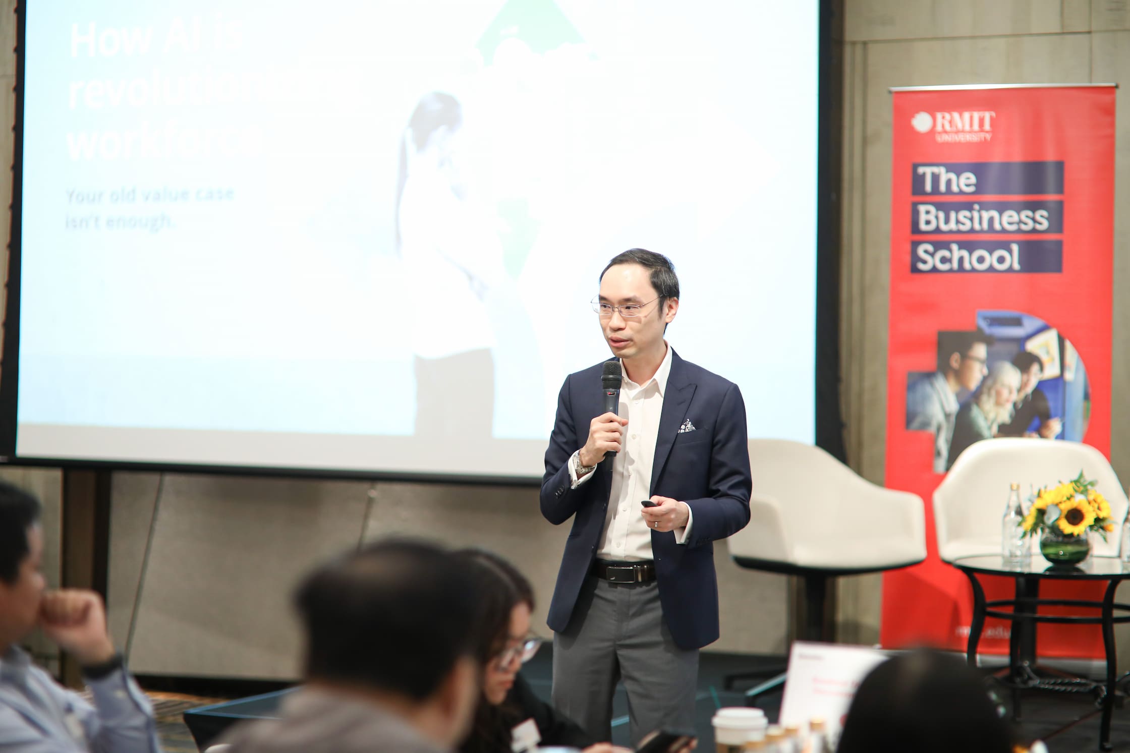 Ông Lee phát biểu