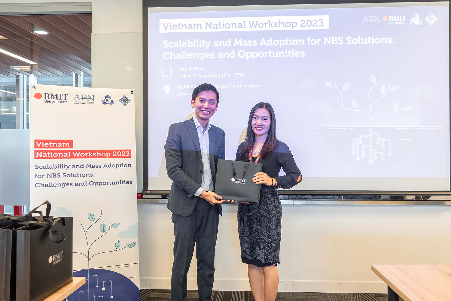 RMIT Senior Lecturer Dr Pham Nguyen Anh Huy (pictured left) and Associate Lecturer Ms Nguyen Thi Thu Trang (pictured right)