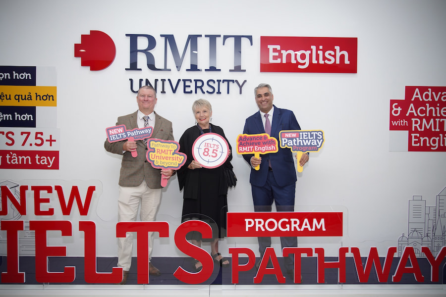 Leaders from RMIT University Vietnam and RMIT Foreign Language Training Centre at the launch event.