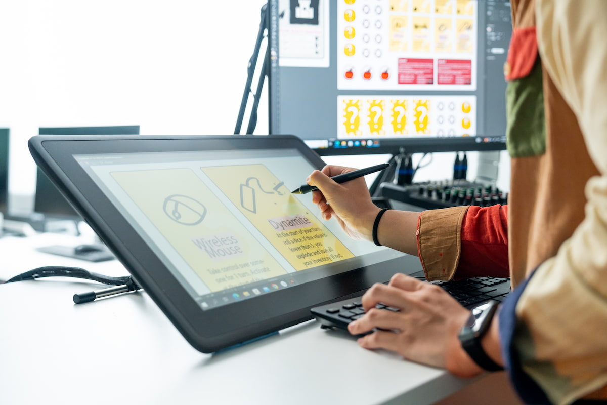 rmit-vietnam-game-design-student-using-digital-drawing-tablet.jpg