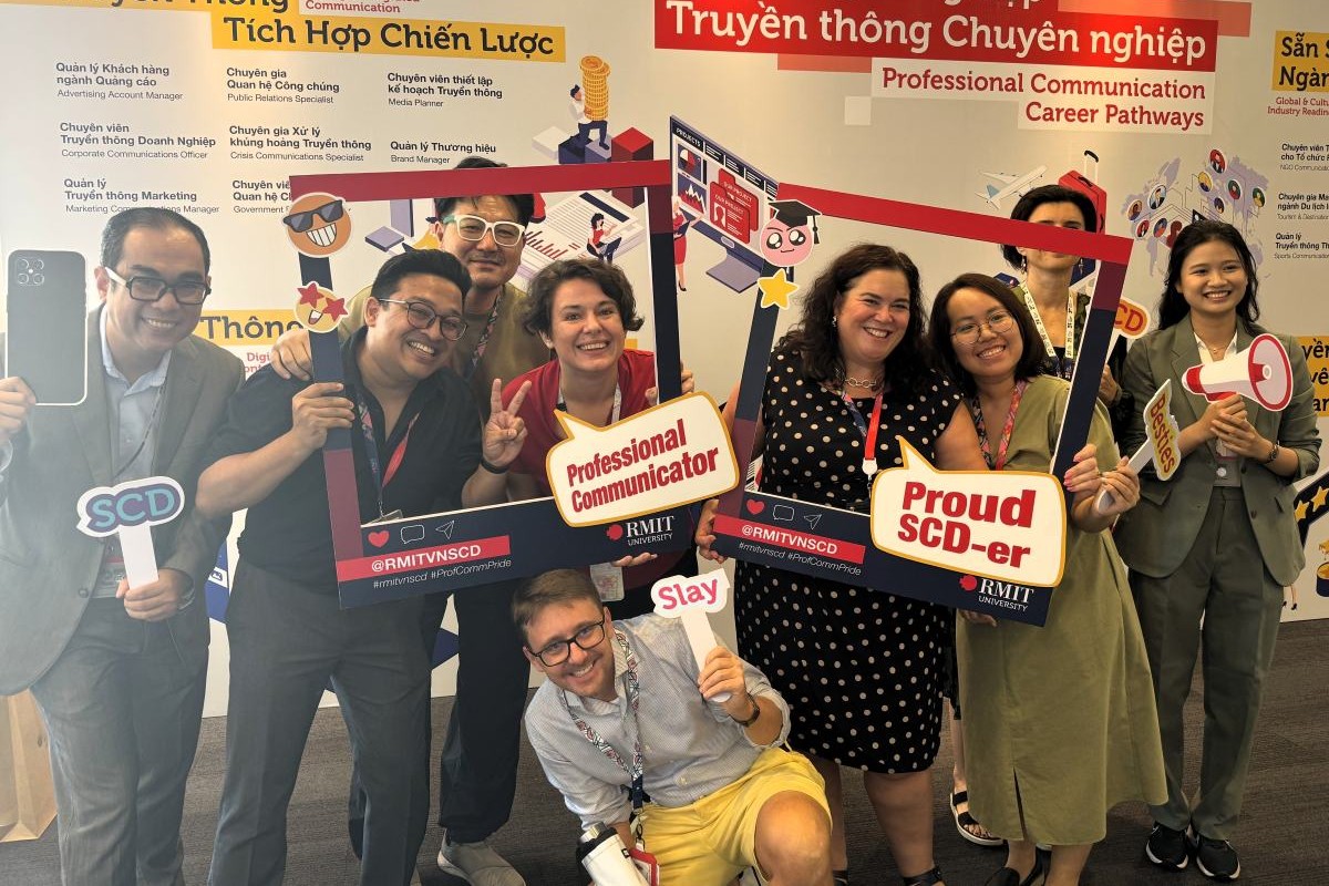 Group photo of lecturers