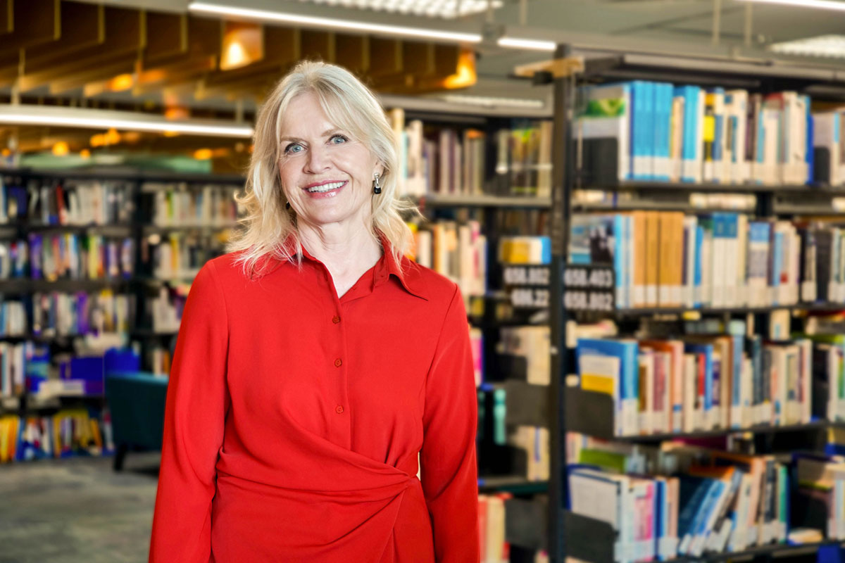 headshot of a woman smiling